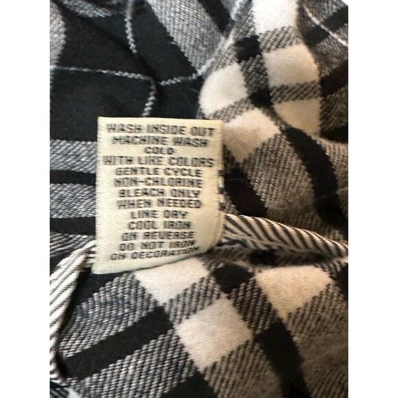 Café Marrakesh black white plaid flannel Style shirt NWT pockets L hidden button - Picture 12 of 16